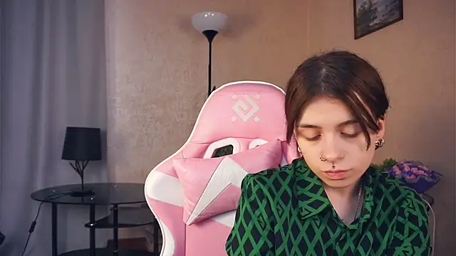 Snapshot of IleanaPishko chatting on 01.08.26 IleanaPishko online show from 01.08.26