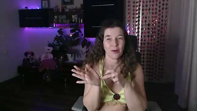 SofiaBoone online show from 02.19.26