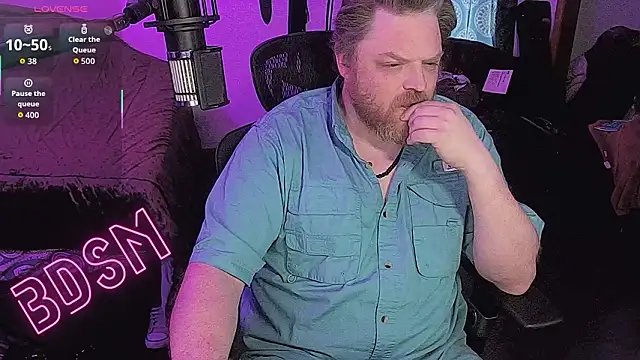 Snapshot of Bi_Master_Mack chatting on 02.28.26 Bi Master Mack online show from 02.28.26