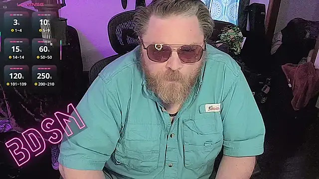 Snapshot of Bi_Master_Mack chatting on 03.04.26 Bi Master Mack online show from 03.04.26