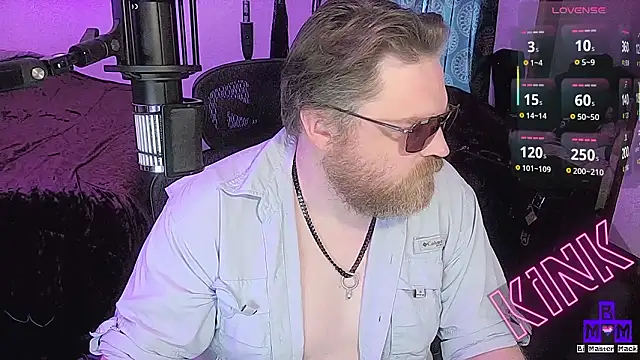 Snapshot of Bi_Master_Mack chatting on 03.13.26 Bi Master Mack online show from 03.13.26