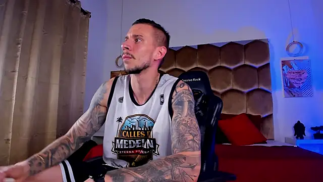 J king   online show from 06.10.26