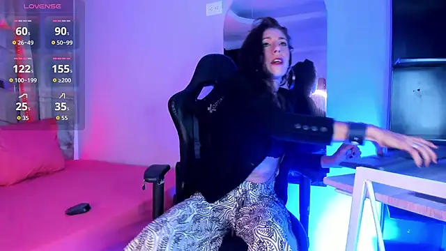 Maya Storm  online show from 06.12.26