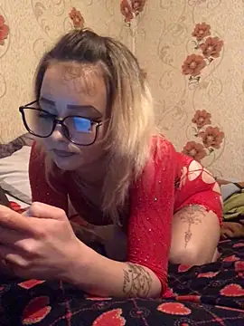 Snapshot of Barbika19 chatting on 12.19.25 Barbika19 online show from 12.19.25