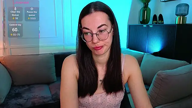 EmmaJacson online show from 12.17.25