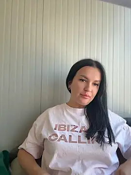 MeganBlueq online show from 05.08.26