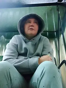 Snapshot of milfstress chatting on 09.20.25 milfstress online show from 09.20.25