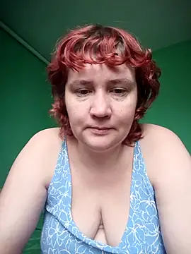 Snapshot of milfstress chatting on 12.17.25 milfstress online show from 12.17.25