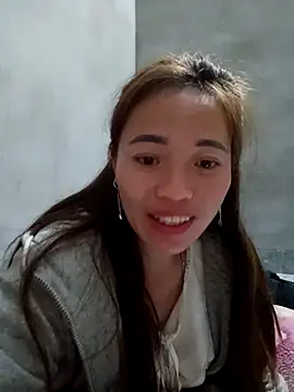 Snapshot of little-effy chatting on 02.02.26 little-effy online show from 02.02.26