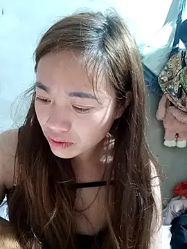 little-effy online show from 03.08.26