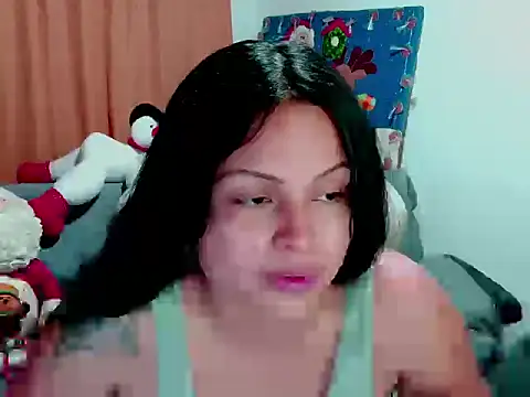 Snapshot of milk_hot_mafe chatting on 12.18.25 milk hot mafe online show from 12.18.25