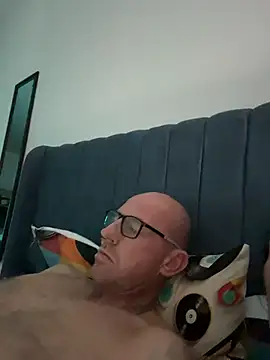 Snapshot of Sa12Cal12 chatting on 02.07.26 Sa12Cal12 online show from 02.07.26