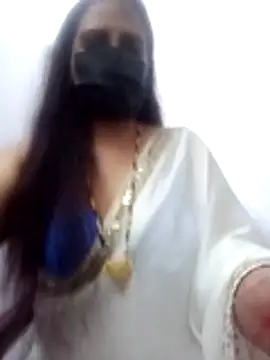 Snapshot of kusbu0077 chatting on 02.18.26 kusbu0077 online show from 02.18.26