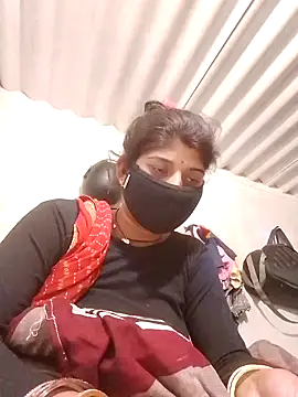 Snapshot of Aaisha_01 chatting on 12.22.25 Aaisha 01 online show from 12.22.25