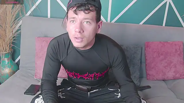 MagnusKnight  online show from 02.08.26