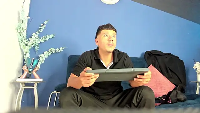 MagnusKnight  online show from 02.16.26