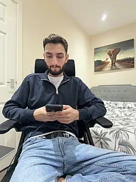 Snapshot of Juliann69Ramiro chatting on 01.16.26 Juliann69Ramiro online show from 01.16.26