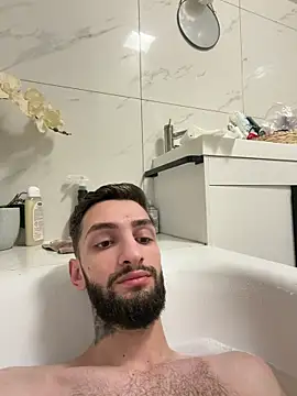 Snapshot of Juliann69Ramiro chatting on 01.31.26 Juliann69Ramiro online show from 01.31.26