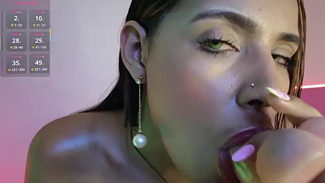 Snapshot of Cleohott778 chatting on 02.12.26 Cleohott778 online show from 02.12.26