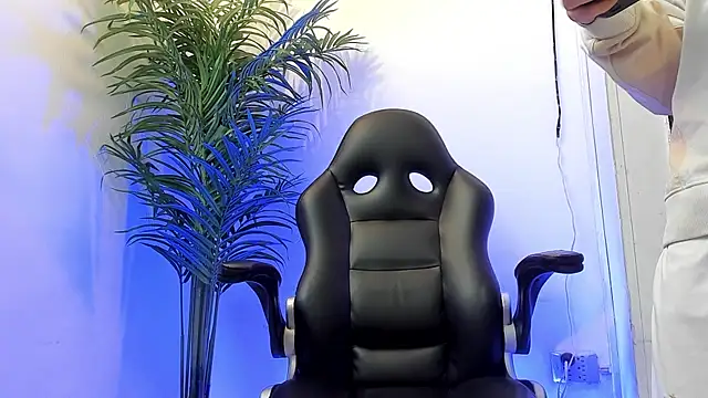 Snapshot of sebastamayo_ chatting on 01.08.26 sebastamayo online show from 01.08.26