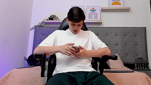 sebastamayo  online show from 03.19.26