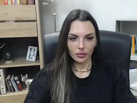 Snapshot of Addisonadore chatting on 12.16.25 Addisonadore online show from 12.16.25