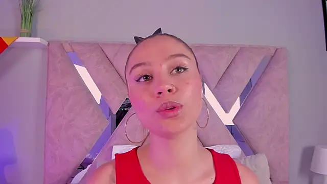 Snapshot of Amelia_Saenz_ chatting on 07.14.26 Amelia Saenz online show from 07.14.26