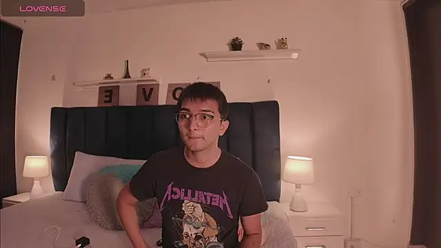 Archie 77 online show from 02.19.26