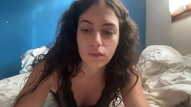 Snapshot of CoquineCharmeuse chatting on 01.09.26 CoquineCharmeuse online show from 01.09.26