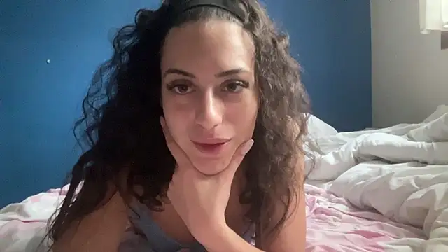 Snapshot of CoquineCharmeuse chatting on 01.17.26 CoquineCharmeuse online show from 01.17.26