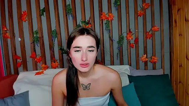 Evis Dailyy online show from 12.17.25