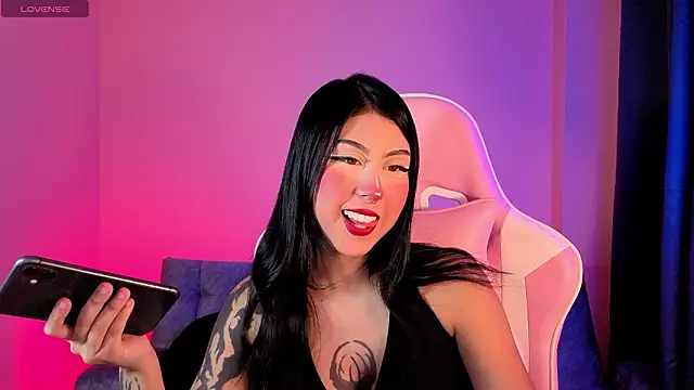 Snapshot of sharonbone chatting on 02.03.26 sharonbone online show from 02.03.26