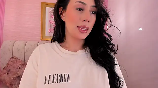 hotcami s online show from 01.08.26