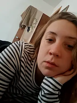 Snapshot of dixielover1229 chatting on 01.17.26 dixielover1229 online show from 01.17.26