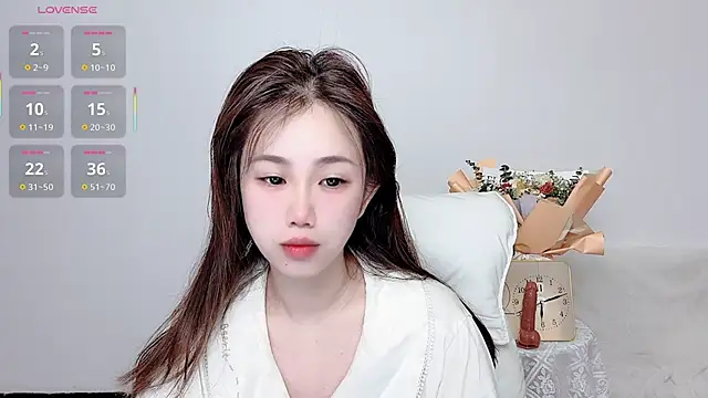 Snapshot of Darkn0t chatting on 01.18.26 Darkn0t online show from 01.18.26