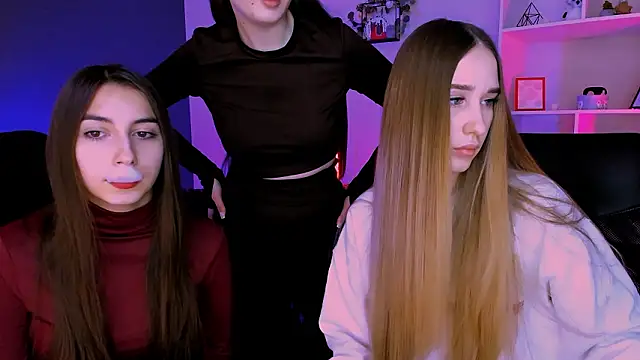 mila firee online show from 03.19.26