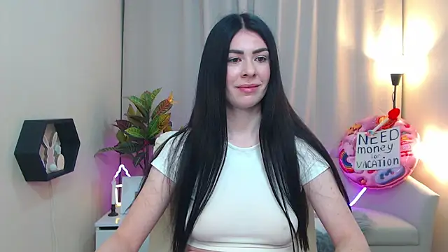 Snapshot of MilaSecret55 chatting on 05.29.26 MilaSecret55 online show from 05.29.26