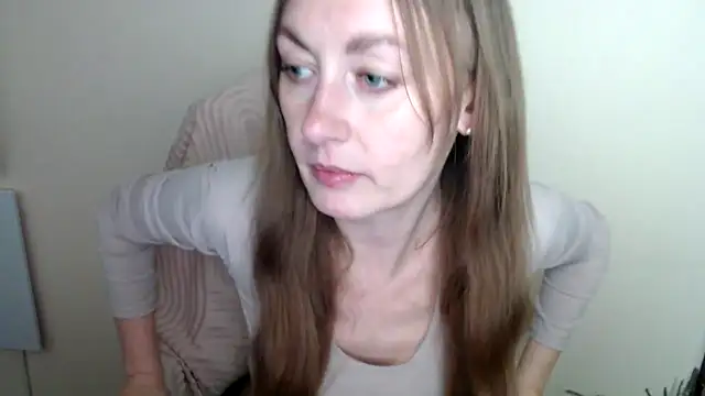 LiaSeass  online show from 04.28.26