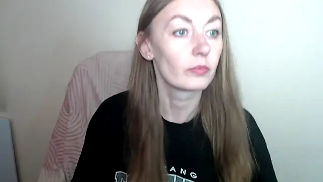 LiaSeass  online show from 05.10.26