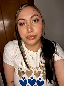 LizzCarter  online show from 06.28.26