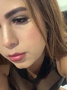 Lunara Vall online show from 02.11.26