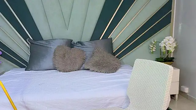 Snapshot of DulceeEsmeralda chatting on 03.25.26 DulceeEsmeralda online show from 03.25.26