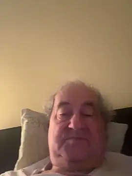 Snapshot of csikar chatting on 02.27.26 csikar online show from 02.27.26