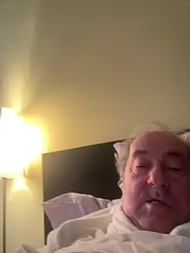 Snapshot of csikar chatting on 03.13.26 csikar online show from 03.13.26