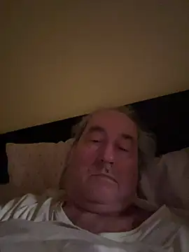 Snapshot of csikar chatting on 03.14.26 csikar online show from 03.14.26