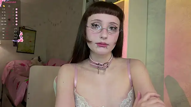 MiraJades online show from 03.24.26