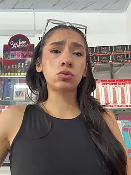 Snapshot of lunaluxury22 chatting on 01.15.26 lunaluxury22 online show from 01.15.26