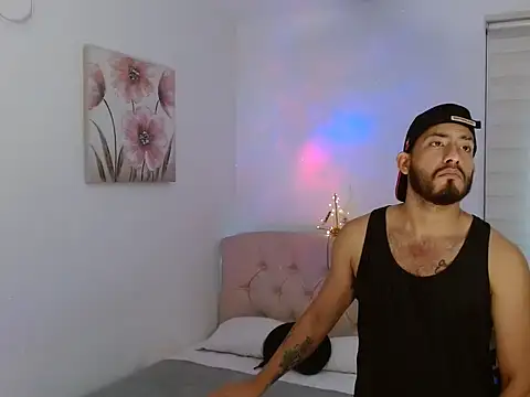 BOYSXL24 online show from 01.12.26