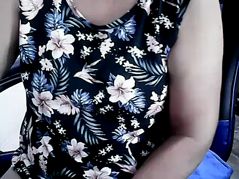 Snapshot of ChaChaMoreno_Palangga chatting on 12.14.25 ChaChaMoreno Palangga online show from 12.14.25