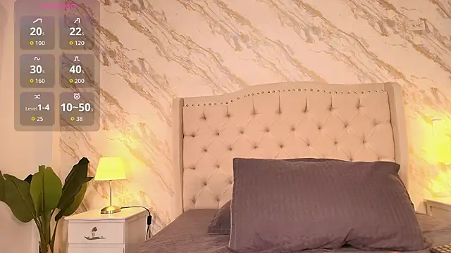 Snapshot of Yuliana-ambell chatting on 01.07.26 Yuliana-ambell online show from 01.07.26